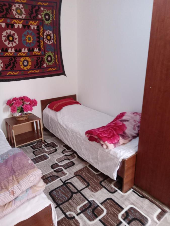 Sayfi Guesthouse Dushanbe Luaran gambar